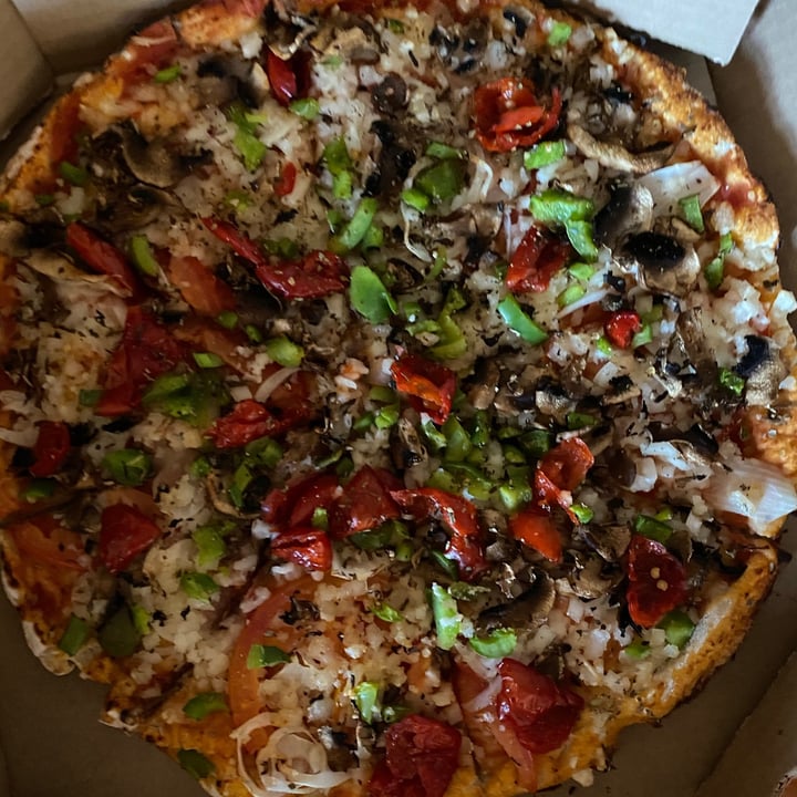 photo of Butler's Pizza Newlands Very veggie shared by @lindelwa77 on  11 Jan 2021 - review