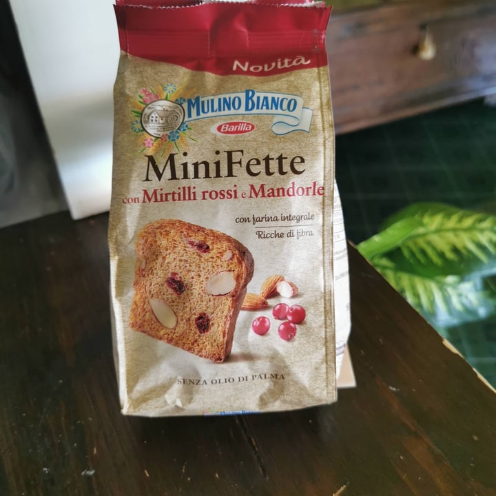 review photo of Mulino Bianco mini fette mirtilli rossi e mandorle shared by @spiripiki on 26 Jul 2022 - review