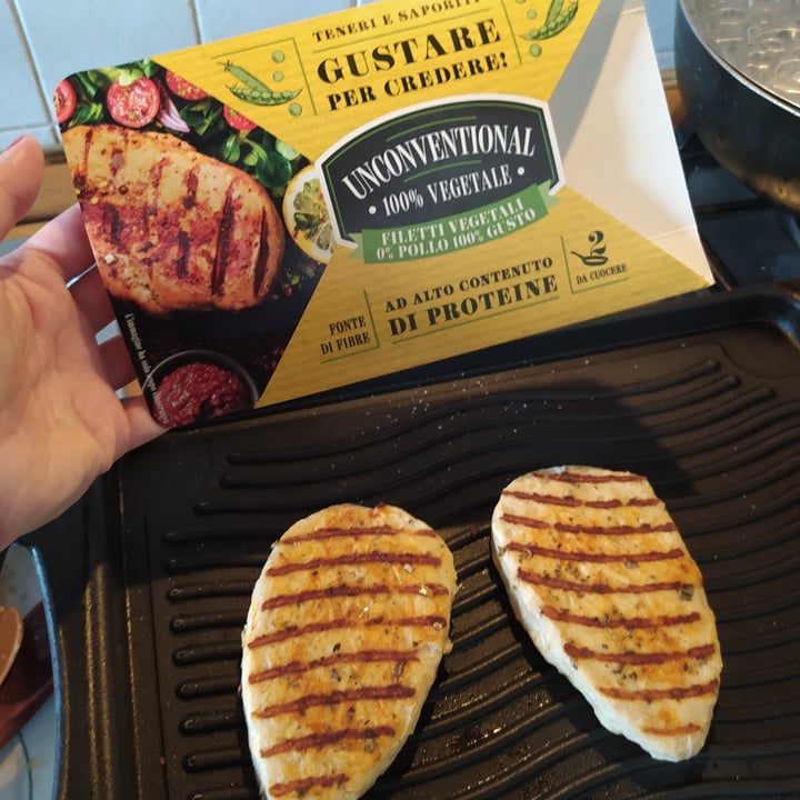review photo of Unconventional Filetti Vegetali 0% Pollo 100% Gusto - Plant Based Fillet shared by @silviaserpe02 on 08 May 2022 - review