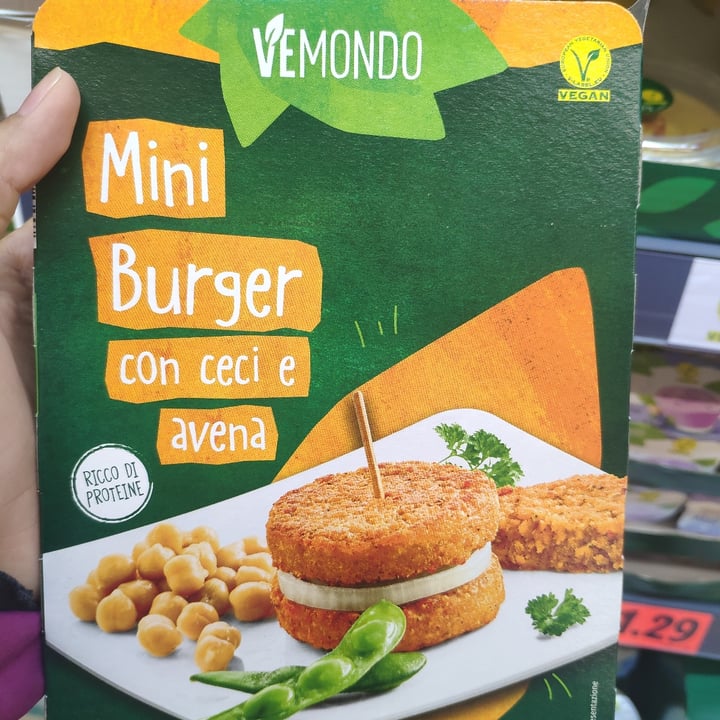 photo of Vemondo mini burger avena e ceci shared by @ssaraa on  16 May 2022 - review