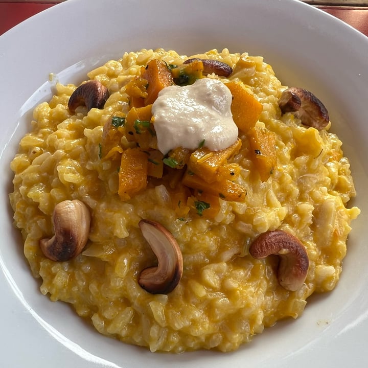 review photo of Bar Becker Risoto de abóbora Com Queijo De castanha De Caju shared by @izabeladerobi on 19 Jul 2022 - review