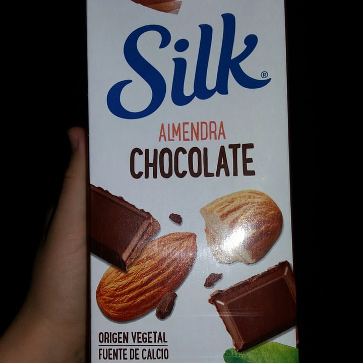 photo of Silk Almendra chocolate shared by @agustinadiaz on  28 Feb 2022 - review