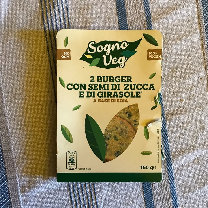 photo of Sogno veg 2 burger con semi di zucca e girasole shared by @nikyveg on  29 Apr 2022 - review