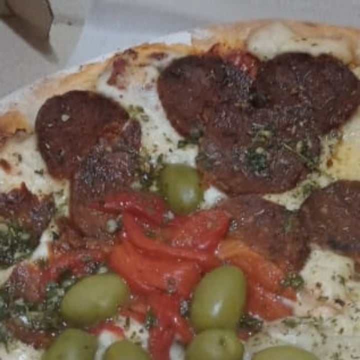 photo of Blondie Pizza de longaniza vegana, morrón y quesofu shared by @brendaflowers on  23 Feb 2021 - review