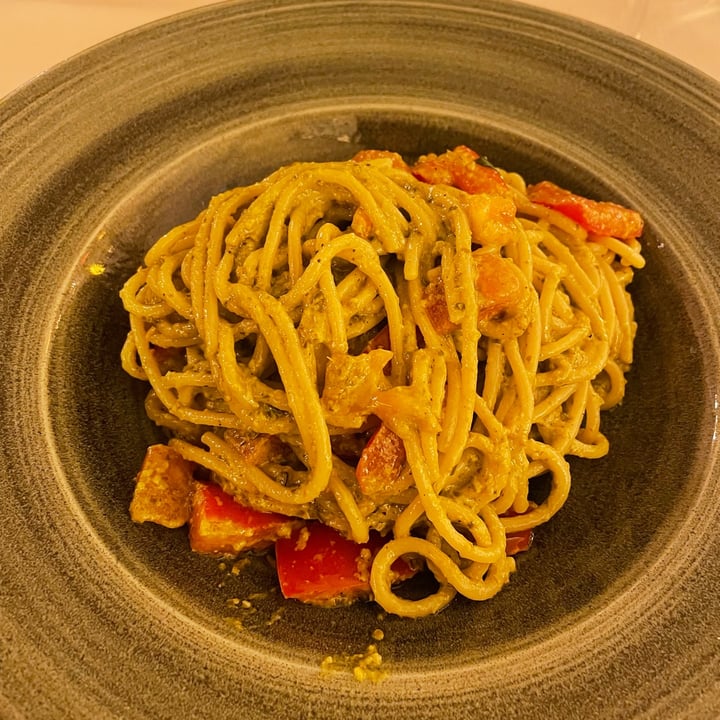 review photo of Ristorante Pizzeria Sandrocchia spaghetti al pesto vegano shared by @margheritac02 on 07 Sep 2022 - review