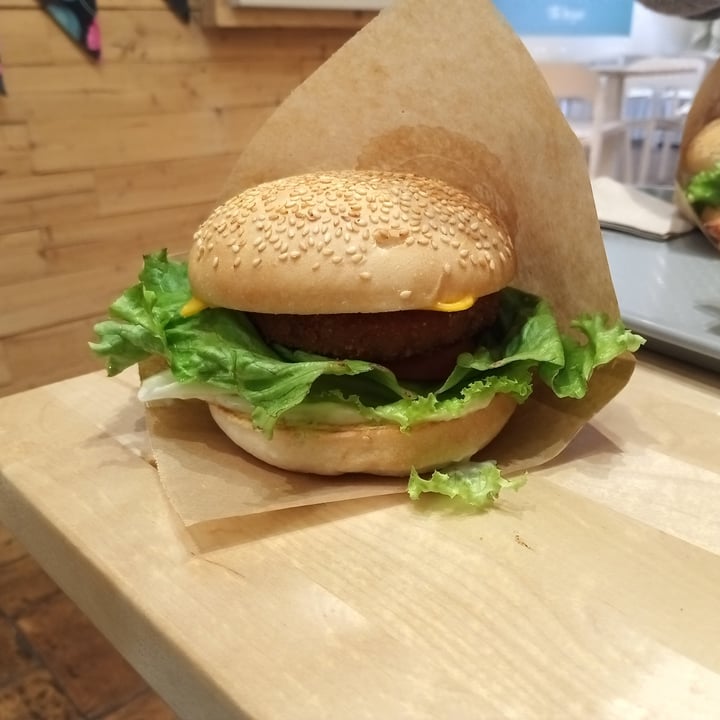 photo of The Vurger Vurger Aloha shared by @titoherbito on  30 Nov 2020 - review