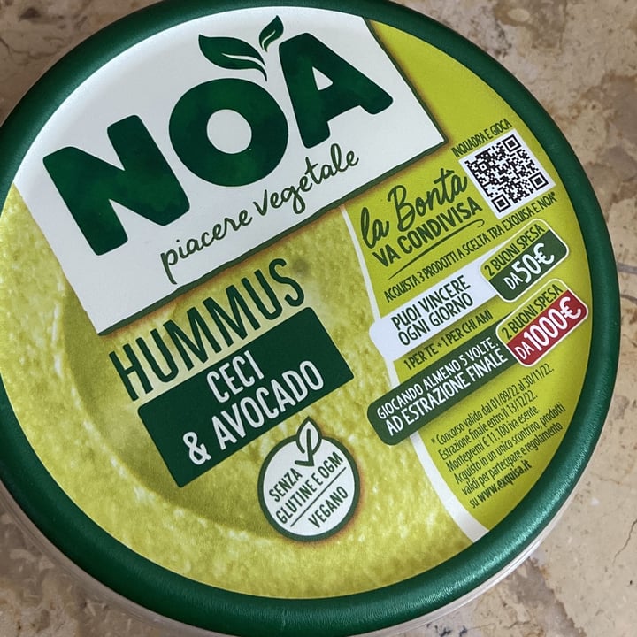 photo of Noa Hummus Ceci & Avocado shared by @vanessapomarico on  03 Nov 2022 - review