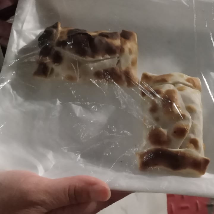 review photo of Oh My Veggie Vegan Bakery Empanada de jamon Y Queso shared by @flor6 on 10 Nov 2021 - review