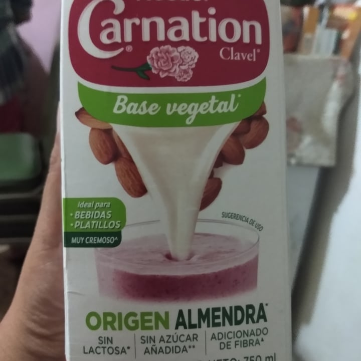 photo of Nestlé Carnation Vegan Based shared by @anamary81 on  19 Jul 2021 - review