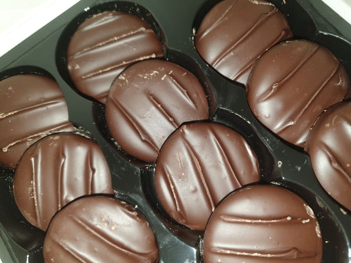 photo of Moser Roth Strawberry Creams shared by @mbysao on  08 Jan 2020 - review