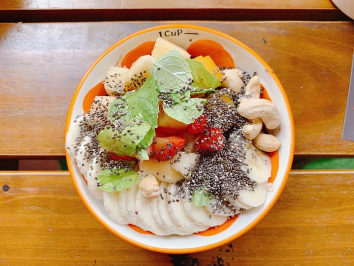 photo of Shake Farm Açai bowl shared by @even on  08 Aug 2019 - review