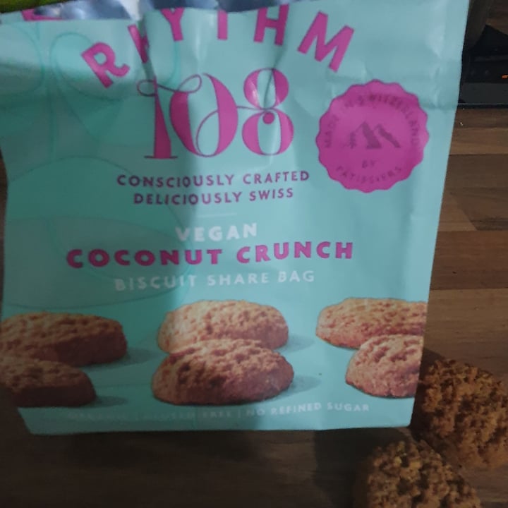 review photo of Rhythm 108 Coconut Crunch shared by @thrivingjane on 22 Feb 2022 - review