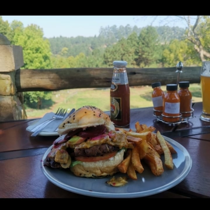 photo of The Potter Shed Bistro Mushroom Burger shared by @romyne on  11 Sep 2022 - review