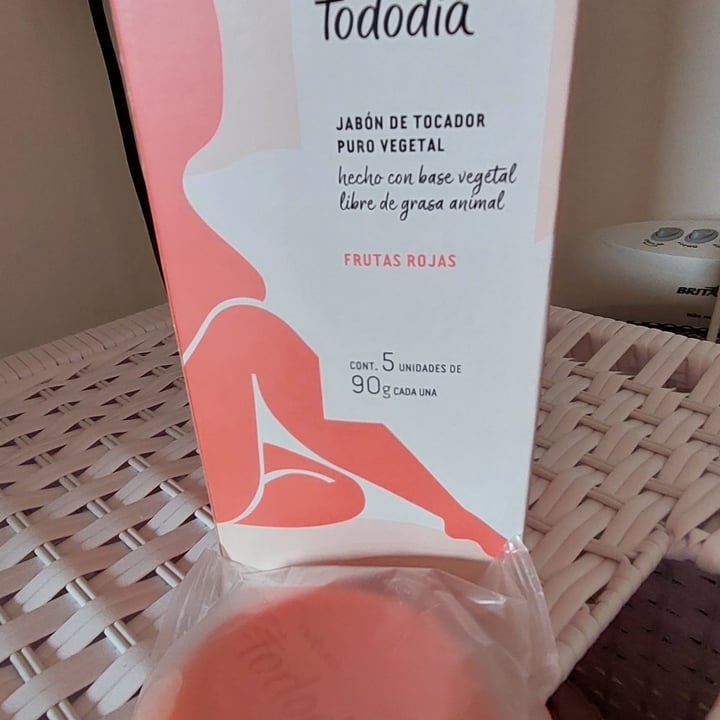 review photo of Natura Jabón de tocador frutos shared by @neusagcastilho on 08 May 2022 - review