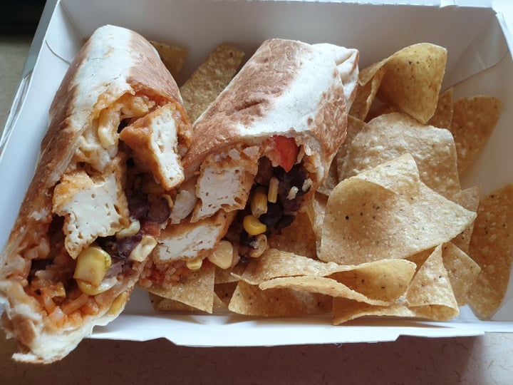 photo of Platypus Foodbar (Closed) Tofu & Cashew Burrito shared by @plantaepy on  12 Mar 2020 - review