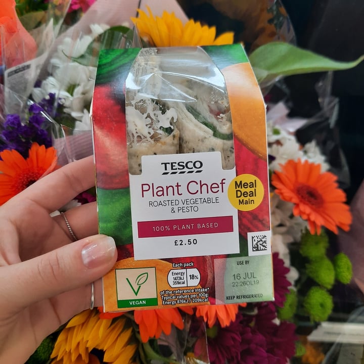 photo of Tesco Plant Chef Roasted Vegetable & Pesto shared by @wildfl0wer on  16 Jul 2020 - review