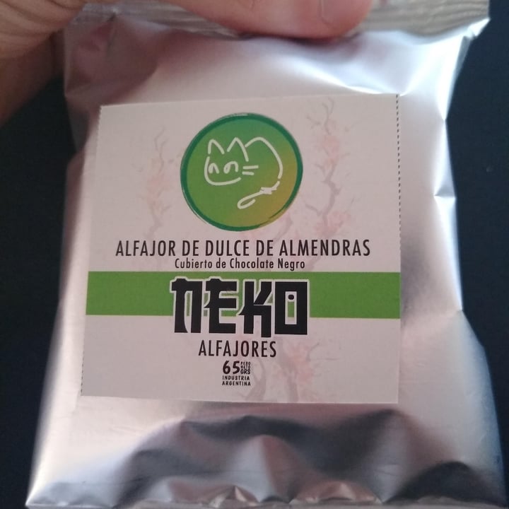 photo of Neko Alfajor De Dulce De Leche De Almendras shared by @shaielredigonda on  15 Sep 2021 - review