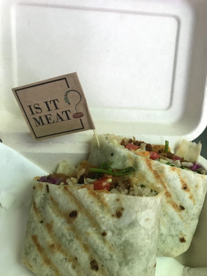 photo of Is it meat Sausage Breakfast Burrito shared by @jannapham on  25 Jan 2022 - review