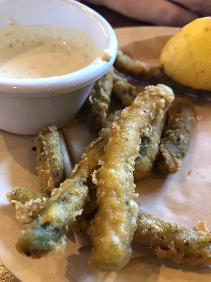 review photo of Veggie Grill Tempura green bean stack shared by @lindaelizabeth on 05 Sep 2019 - review