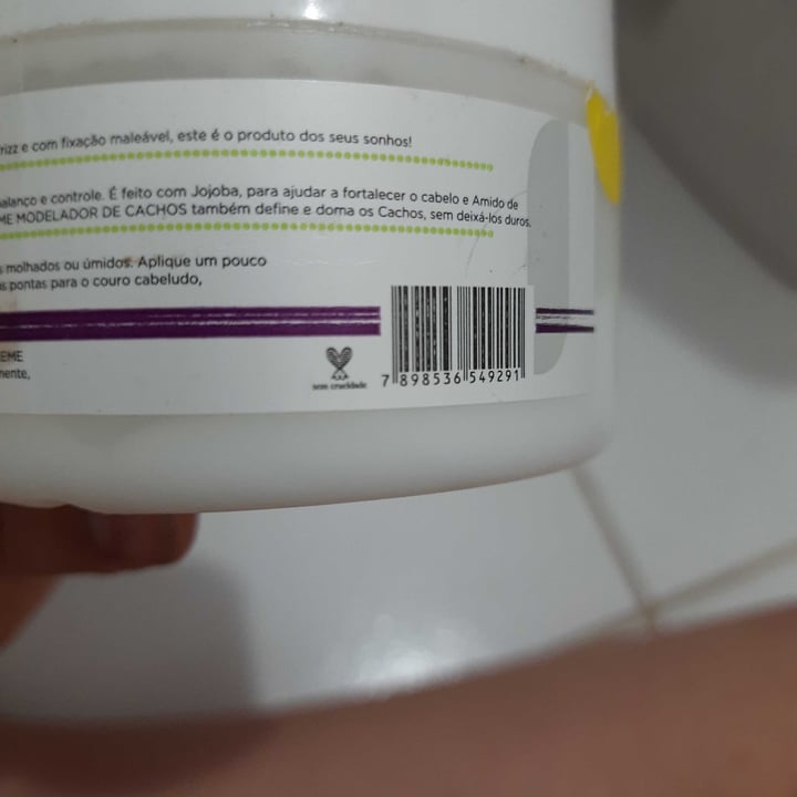 photo of DevaCurl Creme De Cabelo shared by @analuiza on  14 Oct 2021 - review