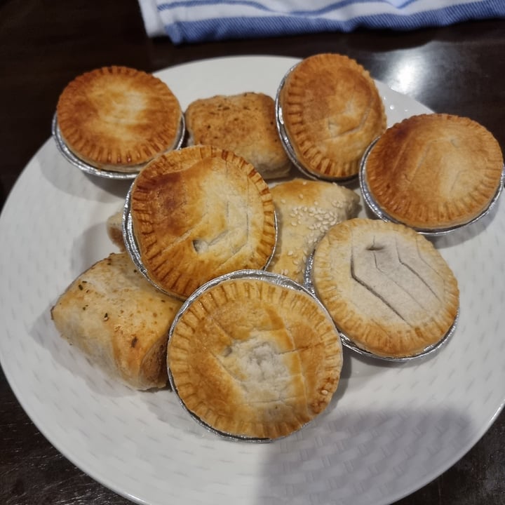 review photo of Pie Society Plant-Based Party Pack shared by @tomruff on 03 Jul 2022 - review