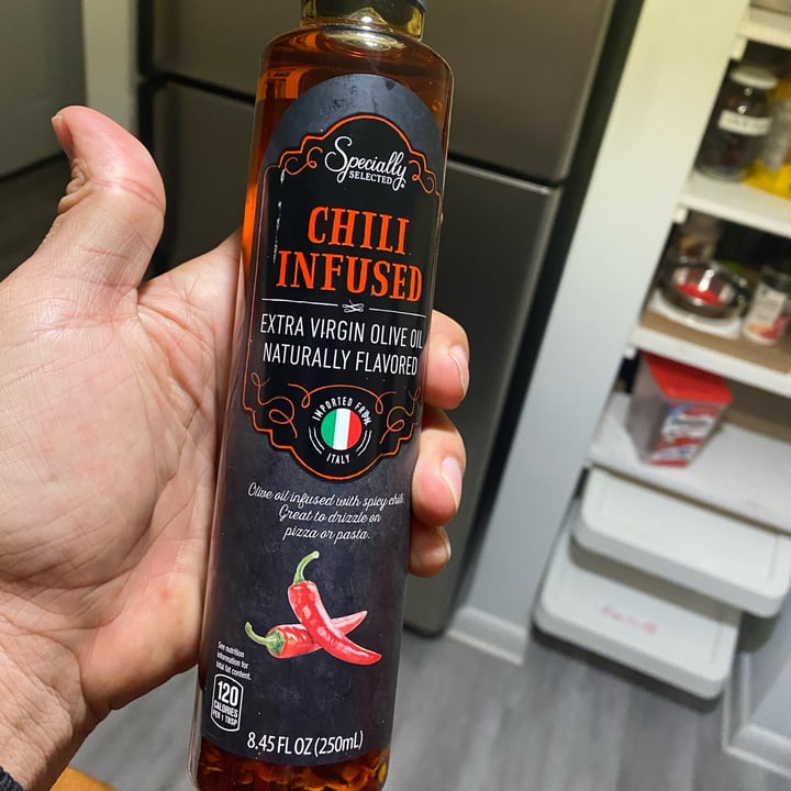 ALDI Specially Selected Chili infused olive oil Review abillion