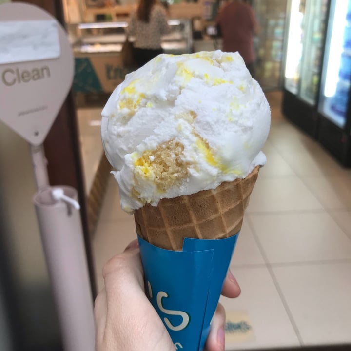 photo of Kristen's Kick-Ass Ice Cream Newlands Vegan lemon meringue marvel shared by @katiewatt on  09 Dec 2021 - review