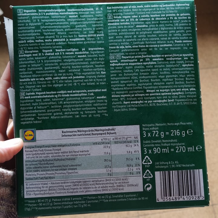 review photo of Vemondo Helado almendrado shared by @magara on 30 Jul 2021 - review