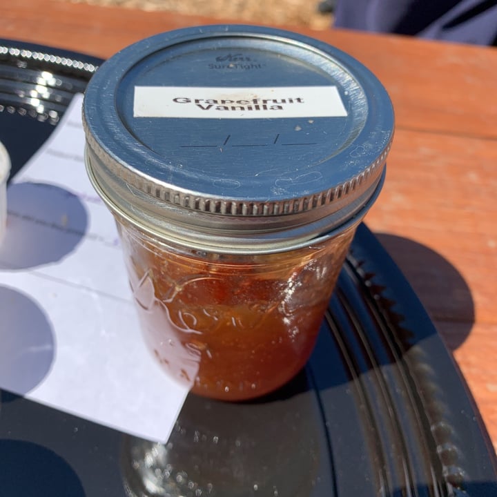 photo of Vegan By Dani Grapefruit Vanilla Jam shared by @dimamina on  13 Mar 2021 - review