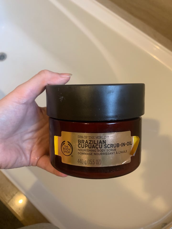photo of The Body Shop Brazilian Cupuacu Scrub in Oil shared by @giveafudge2day on  14 Dec 2019 - review