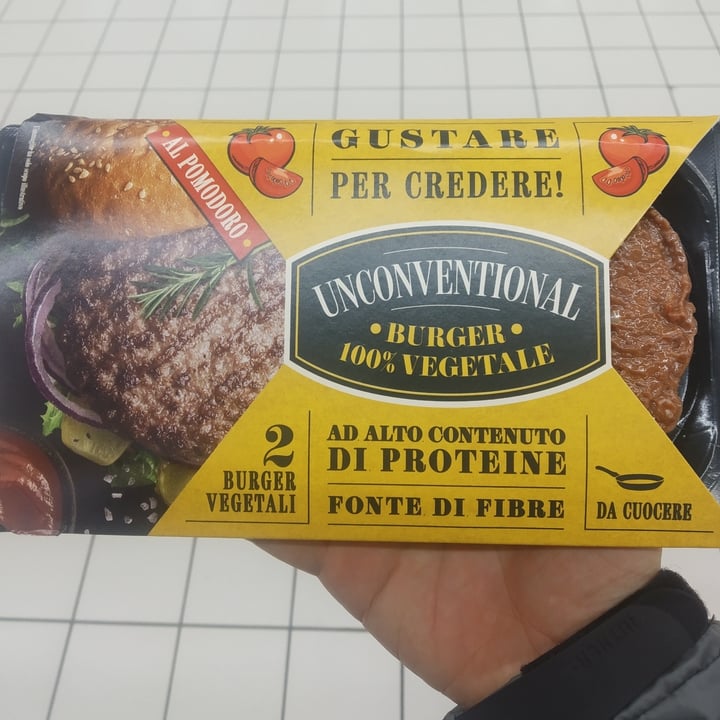 photo of Unconventional Burger Vegetale Classico - Classic Burger shared by @treni90 on  25 Dec 2021 - review