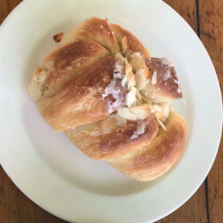 photo of Ohana Cafe Almond Croissant shared by @katiewatt on  01 Feb 2022 - review