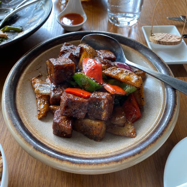 Photo of the dish “Seared Tofu Cubes in Black Pepper Sauce”