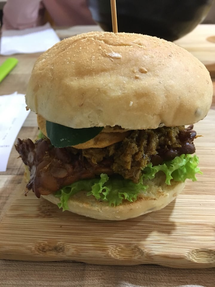 photo of nomVnom Bistro Tempeh Rendang burger shared by @cel on  01 May 2019 - review