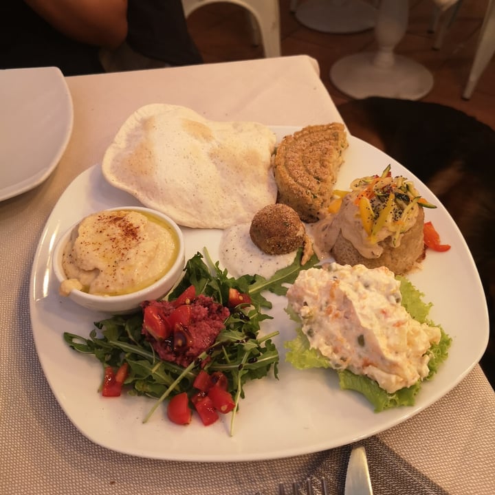 photo of Mezzaluna Misto Di Antipasti shared by @spqr on  16 Oct 2022 - review