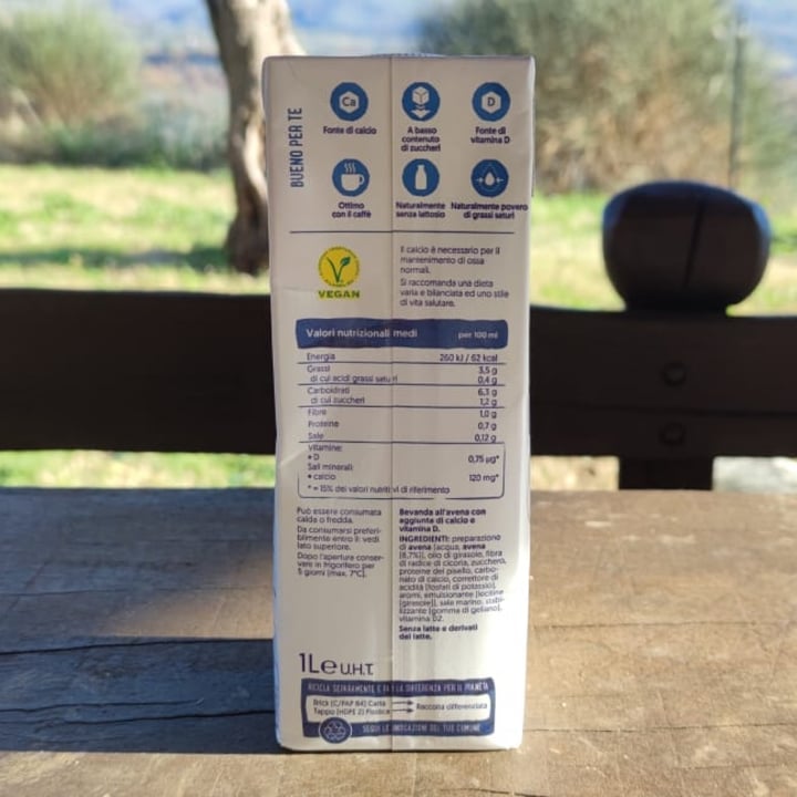 photo of Alpro Shhh… Questo Non È  Latte Light shared by @simonescampoli on  12 Dec 2022 - review