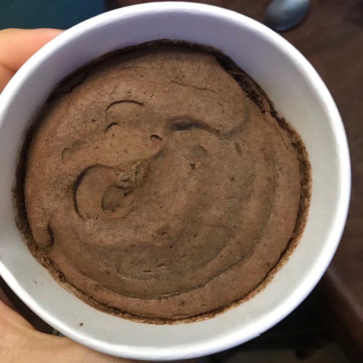 photo of Casa Vegana Mousse de chocolate shared by @candeeev on  30 Jul 2021 - review