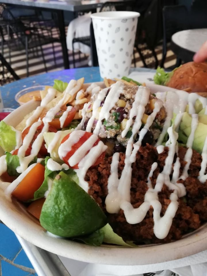 photo of by CHLOE. Covent Garden Quinoa Taco Salad shared by @mariafortheanimals on  12 Apr 2020 - review