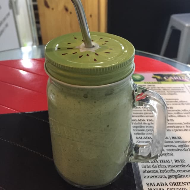 菜肴“Suco Verde E Sanduíche”的照片