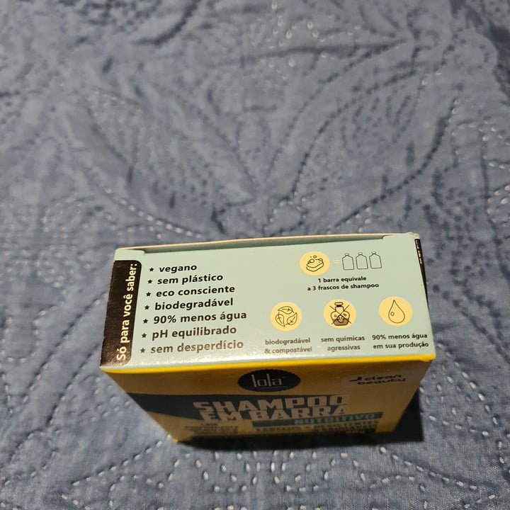 review photo of Lola Cosmetics Shampoo em barra nutritivo shared by @personalmissabrina on 01 Feb 2022 - review