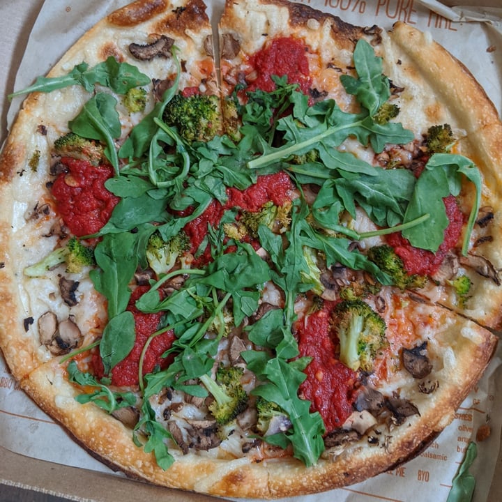 photo of Blaze Pizza BYO pizza shared by @graciec on  26 Sep 2020 - review