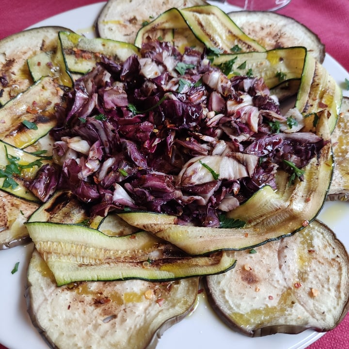 photo of Il Peperino Hummus and focaccia shared by @frnki on  02 Apr 2022 - review