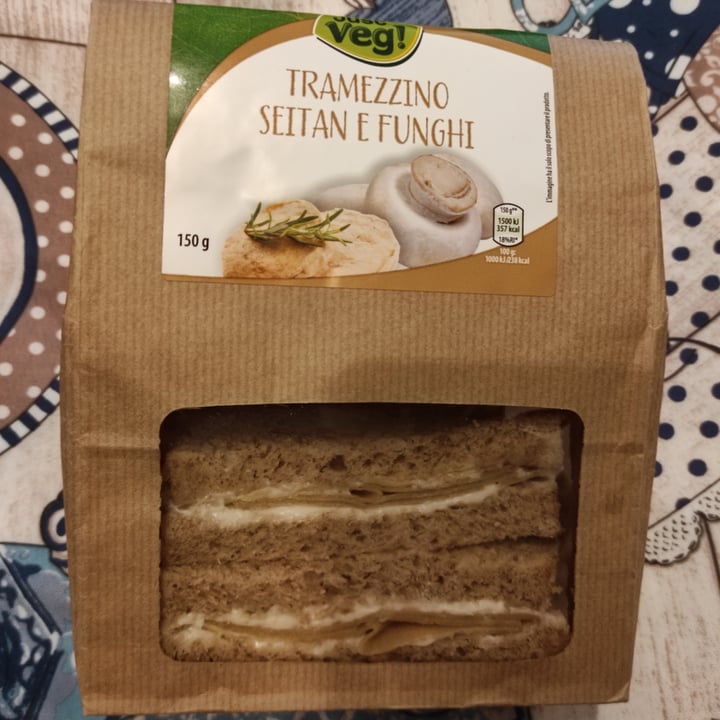 photo of Just Veg! (ALDI Italy) Tramezzino seitan e funghi shared by @rapanellaveg on  19 Apr 2021 - review