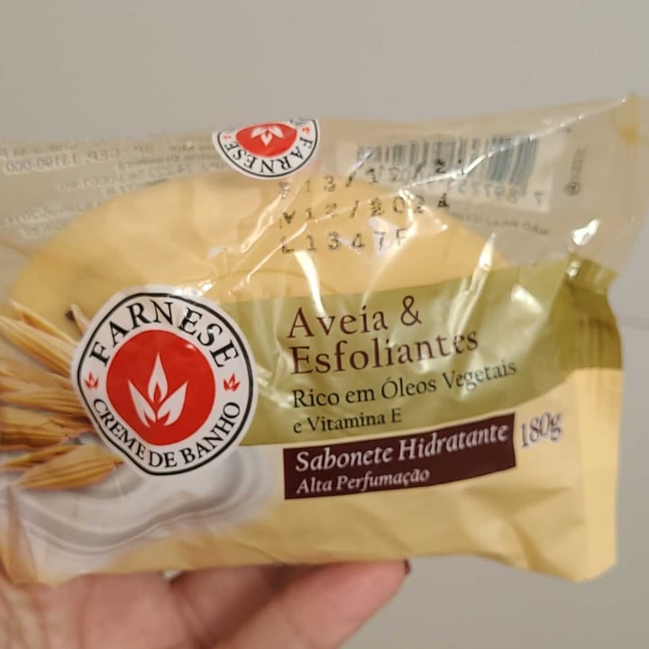 review photo of Farnese Creme de Banho Sabonete hidratante shared by @trthais on 23 Feb 2022 - review