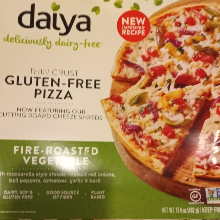 photo of Daiya Daiya gluten free pizza shared by @jamiemcgill on  28 Oct 2021 - review