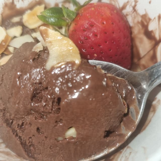 菜肴“Dark Chocolate Ice Cream”的照片