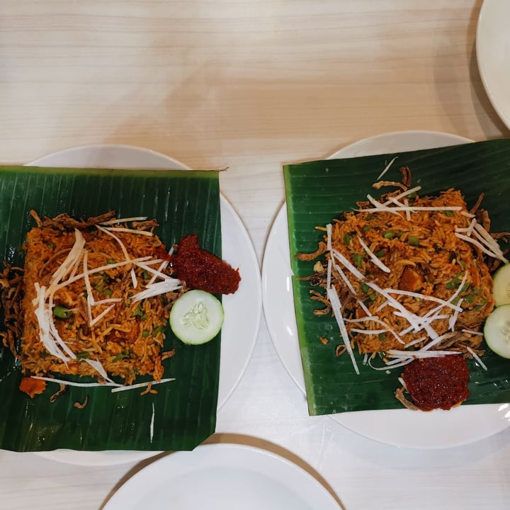 photo of Gokul Raas Vegetarian Restaurant Mutton Fried Rice shared by @shohan on  16 Nov 2020 - review