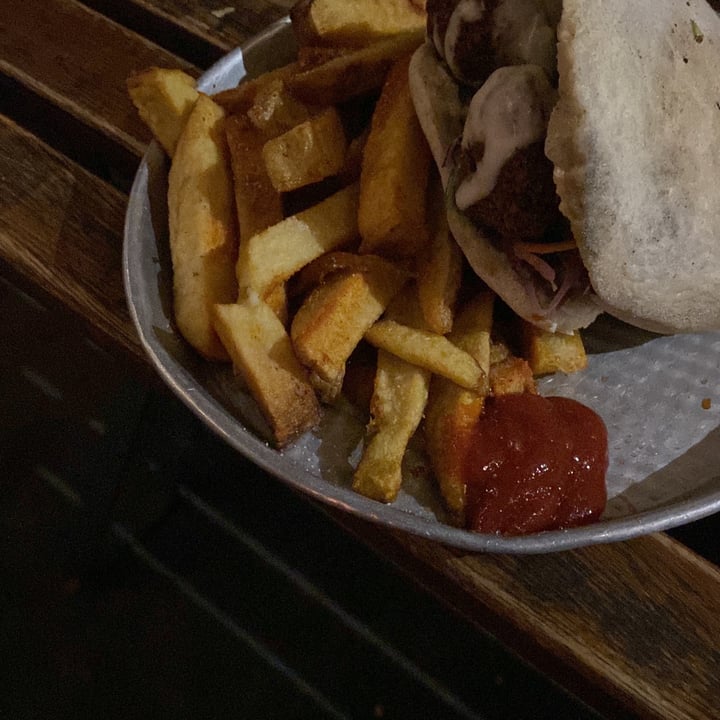 photo of Benaim Sandwich De Falafel shared by @micaanrriquez on  18 Jun 2022 - review