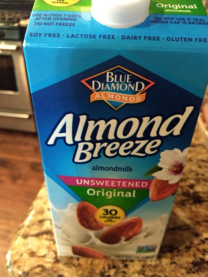 photo of Blue Diamond Almond Milk Original shared by @kmjefs on  26 Dec 2019 - review