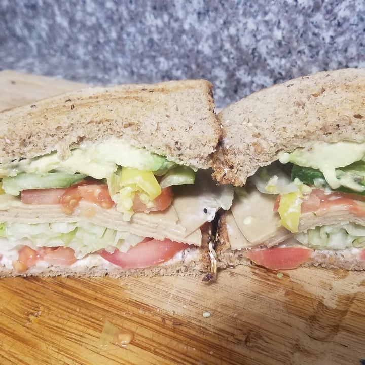 photo of Lightlife Smart Deli Turkey Slices shared by @lluvia770 on  26 Jun 2020 - review